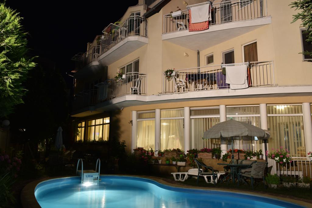 Solaris Apartments Saints Constantine and Helena Exterior photo